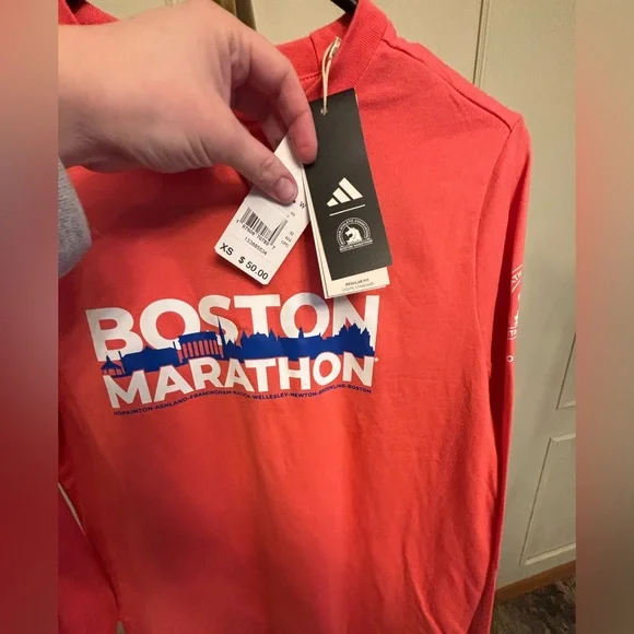 Adidas Boston Marathon XS NWT Red Long Sleeve Shirt 2024 Boston MSRP $50 - Picture 2 of 5